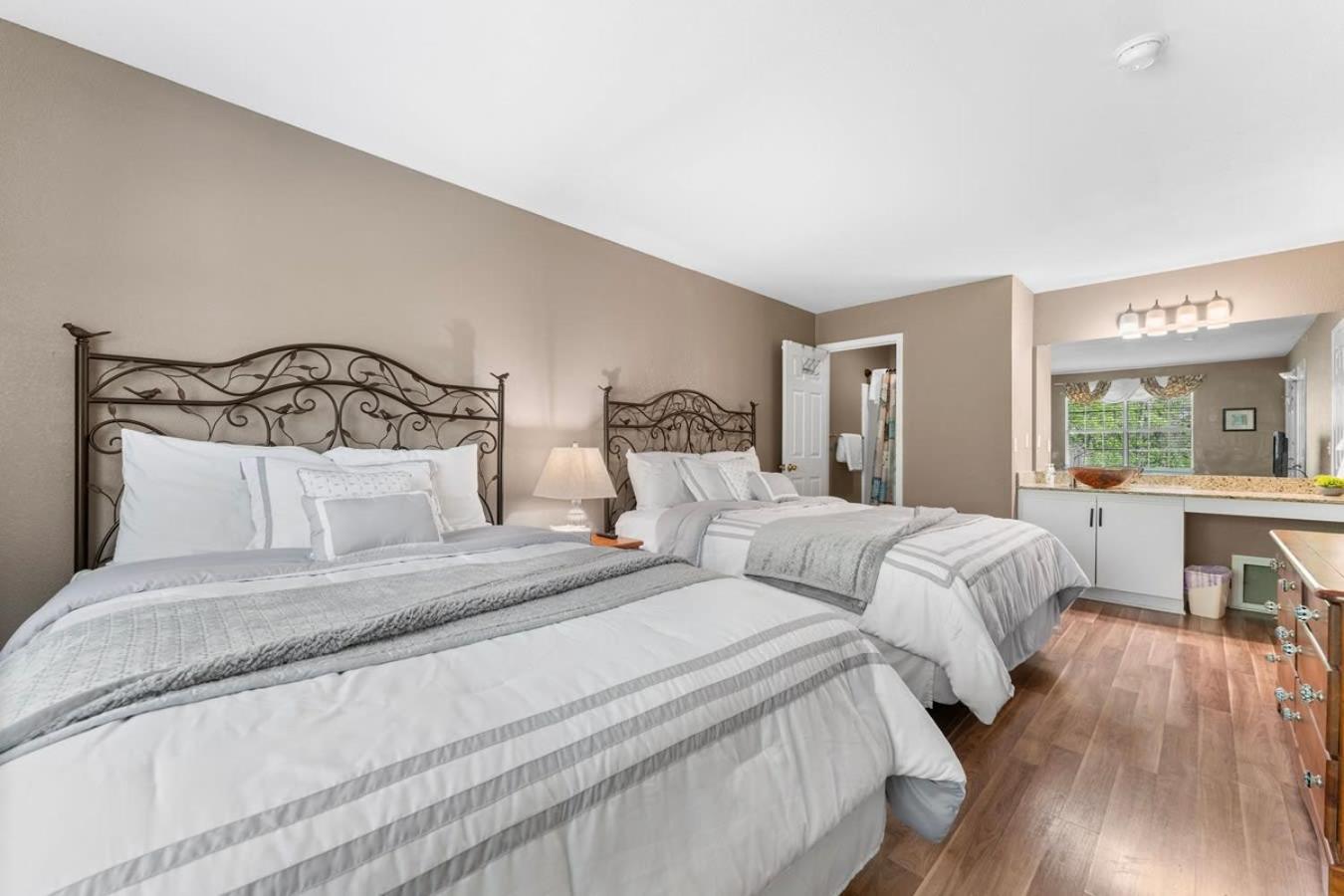 Penthouse Thousand Hills Golf Front Condo With Pool Close To 76 And Sleeps 8 Брэнсон Экстерьер фото